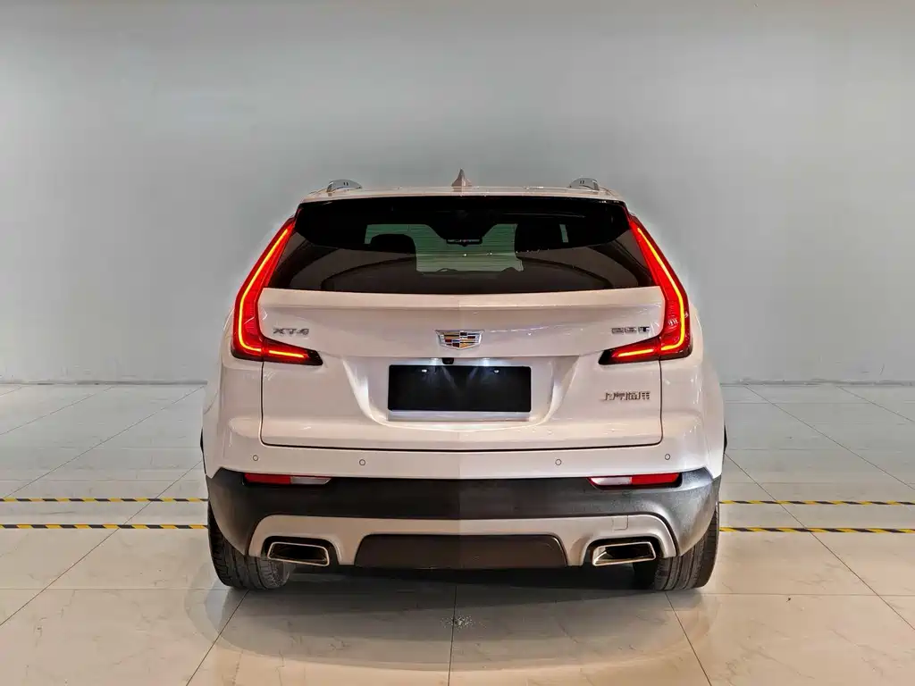 Cadillac XT4 2019 — фото 5