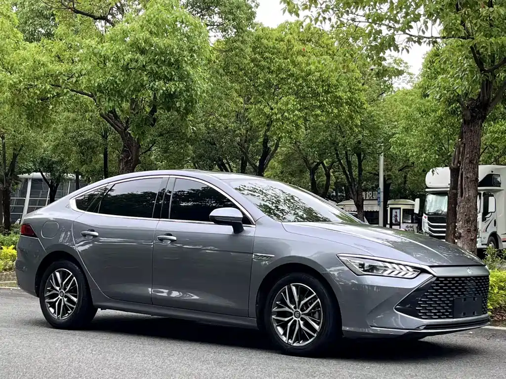 BYD Qin PLUS 2022 — фото 3