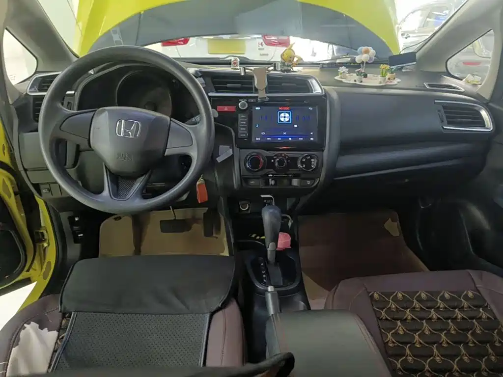 Honda Fit 2015 — фото 10