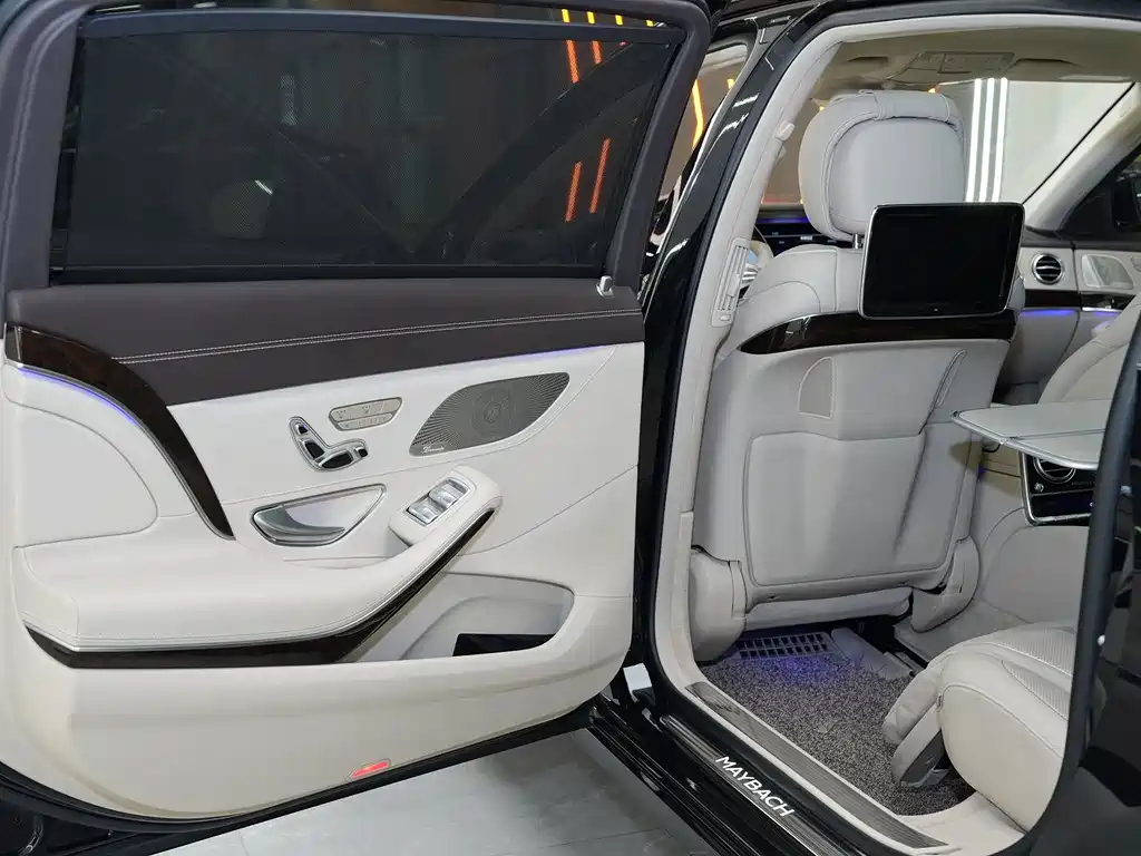 Mercedes-Benz Maybach S-Class 2017 — фото 12