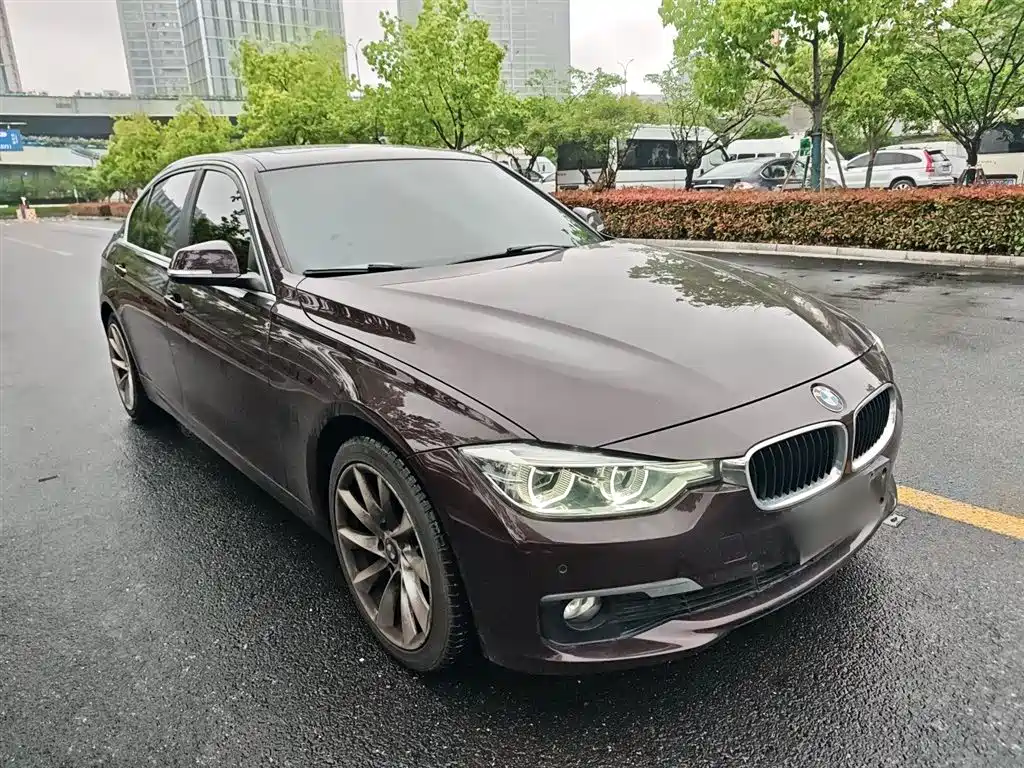 BMW 3 Series 2017 — фото 21