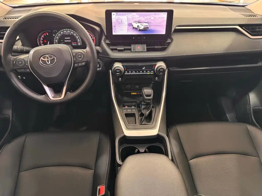 Toyota RAV4 2023 — фото 11