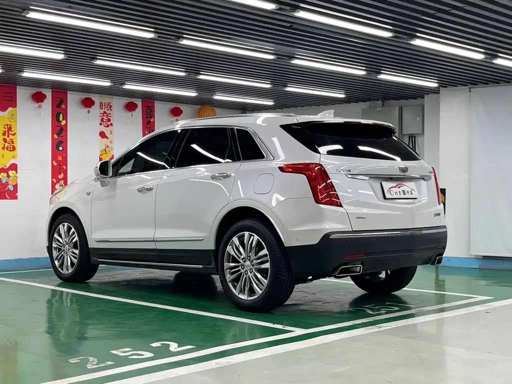 Cadillac XT5 2017 — фото 7