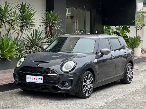 MINI Clubman 2021