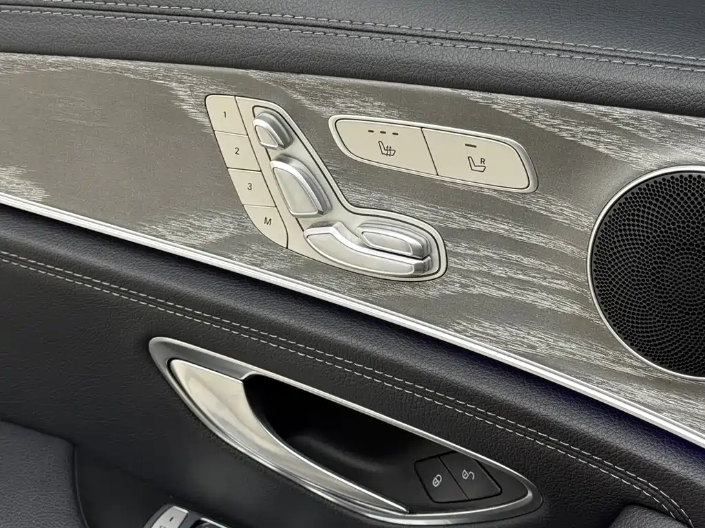 Mercedes-Benz E-Class 2020 — фото 14