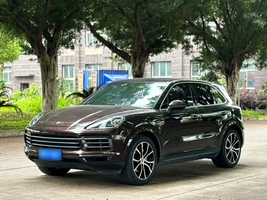 Porsche Cayenne 2022