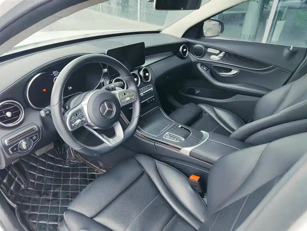 Mercedes-Benz C-Class 2020 — фото 9