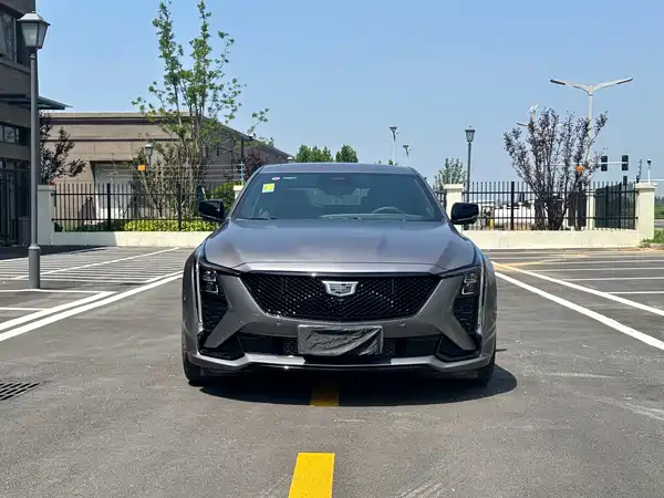Cadillac CT5 2026