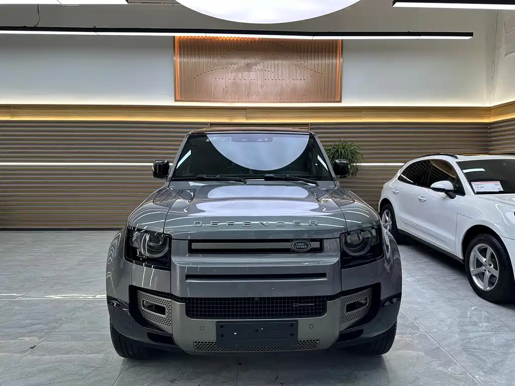 Land Rover Defender 2022 — фото 2