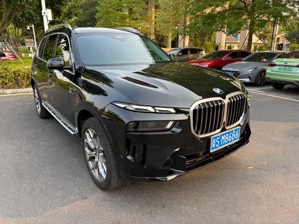 BMW X7 2023 — фото 11