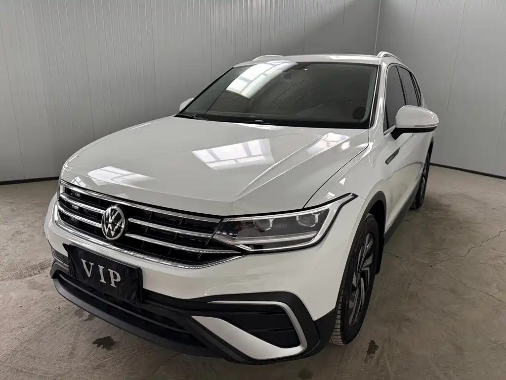 Volkswagen Tiguan L 2023