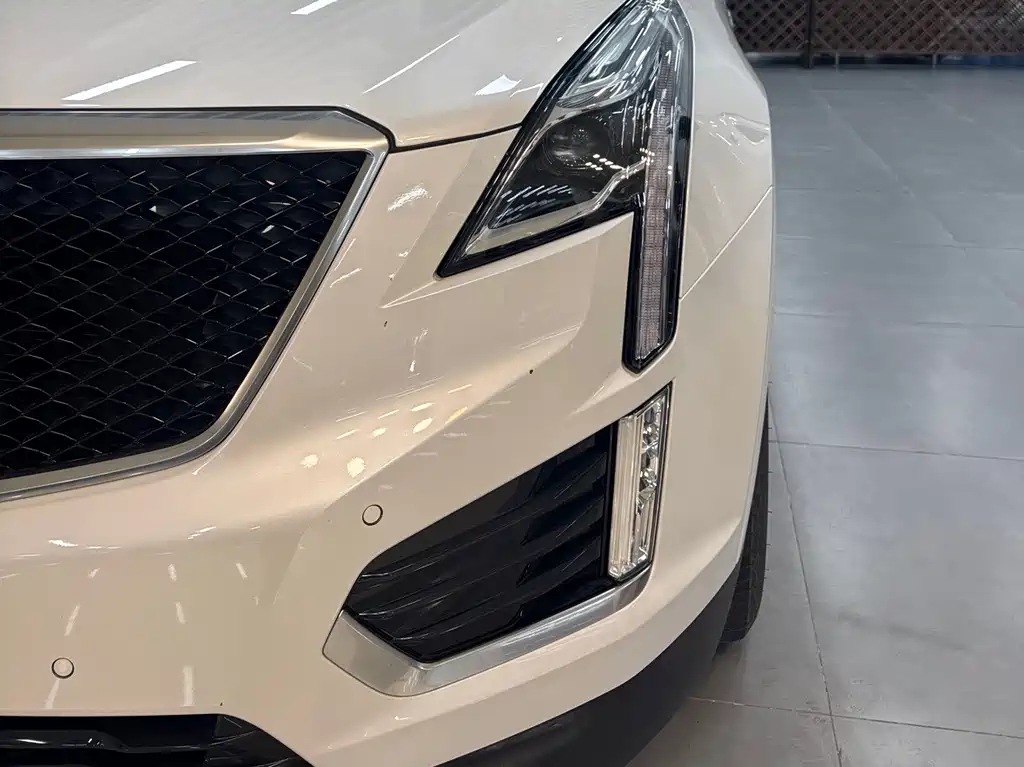 Cadillac XT5 2022 — фото 10