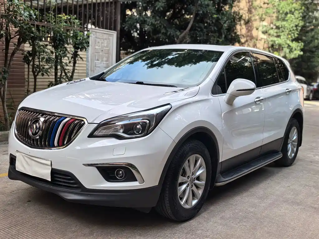 Buick Envision Plus 2017 — фото 1