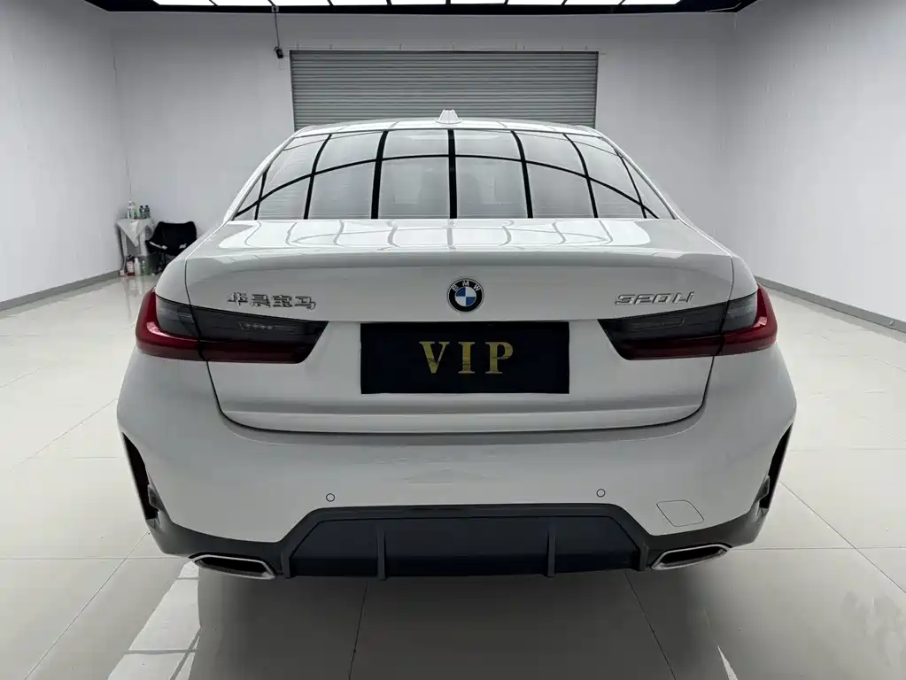 BMW 3 Series 2023