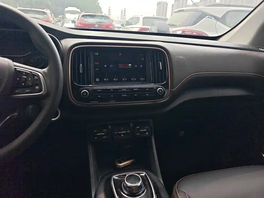Aion Trumpchi GE3 2018 — фото 13