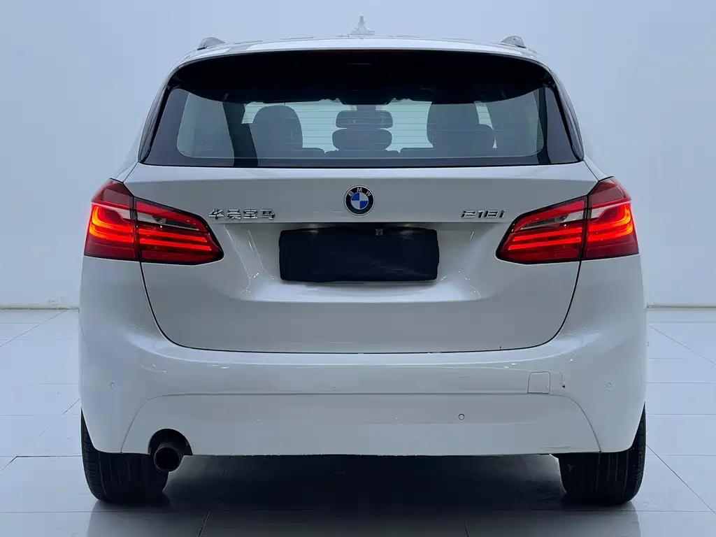 BMW 2 Series Active Tourer 2016 — фото 8