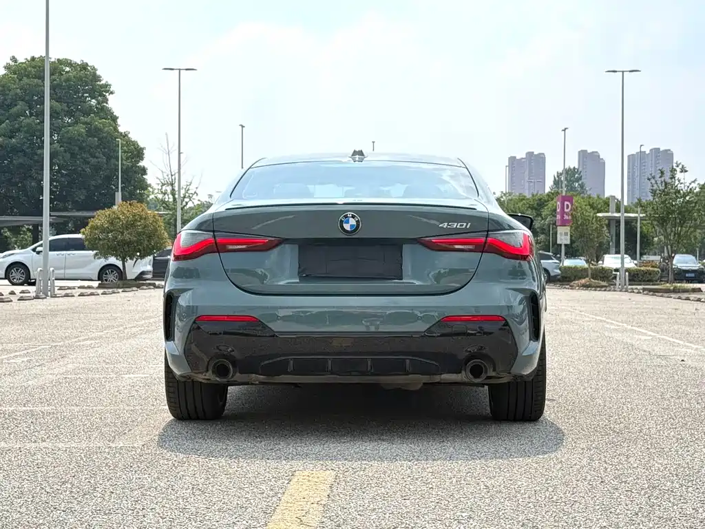BMW 4 Series 2025 — фото 11