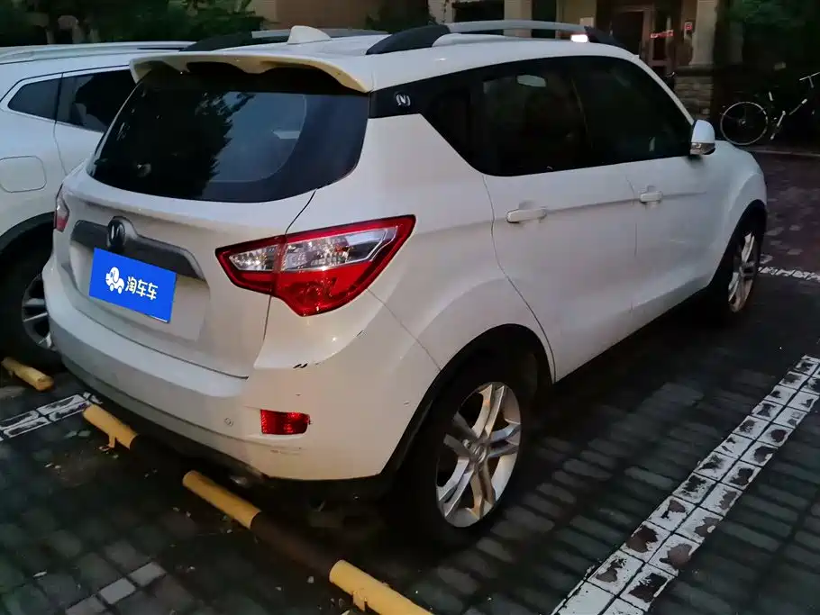 Changan CS35 2014