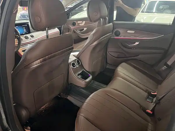 Mercedes-Benz E-Class 2023