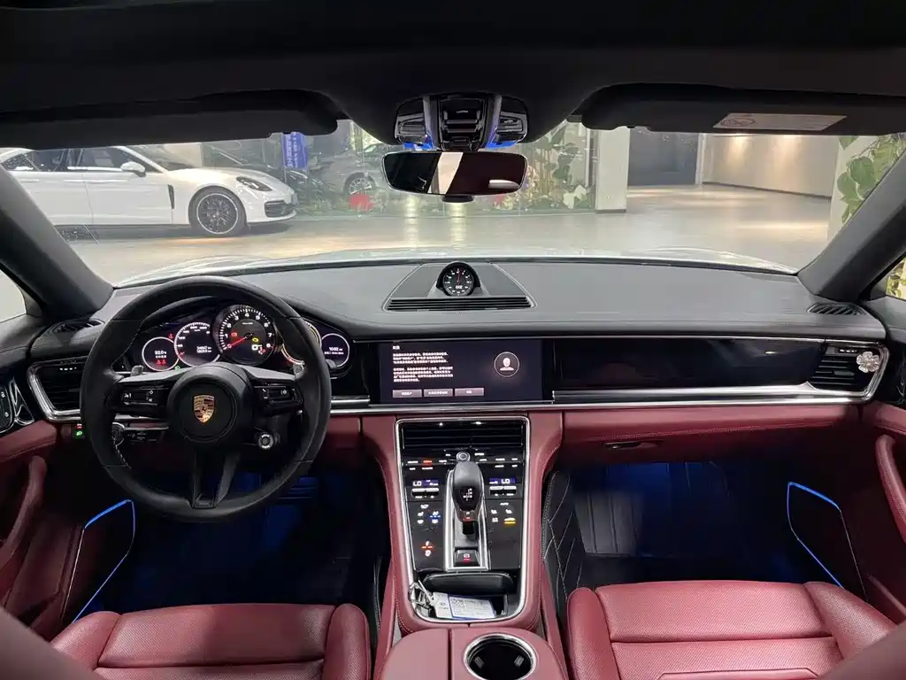 Porsche Panamera 2022
