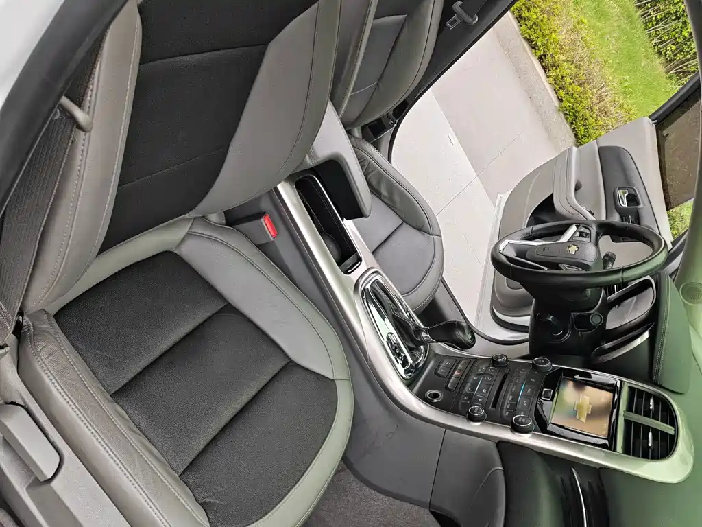Chevrolet Malibu 2013 — фото 10