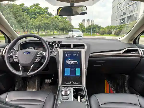 Ford Mondeo 2022