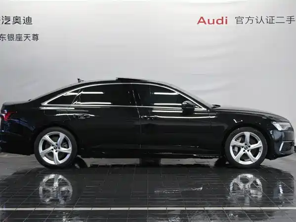 Audi A6L 2022