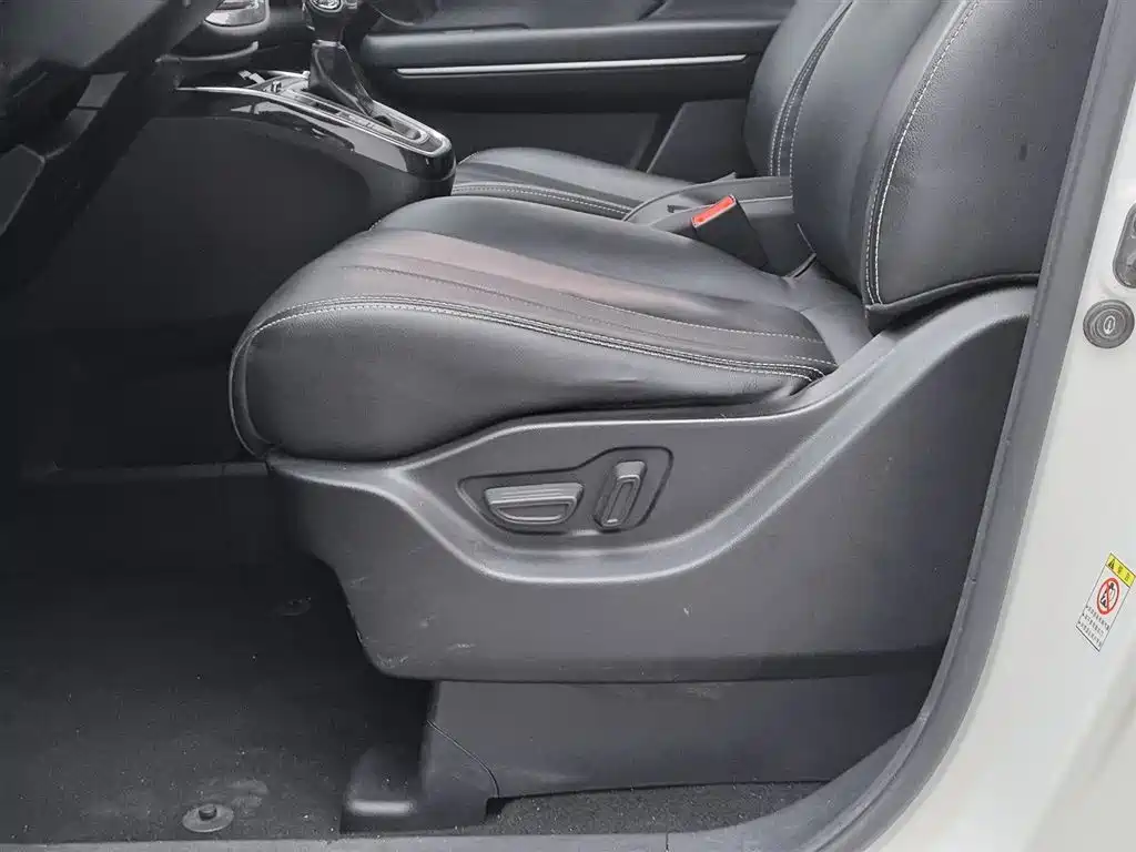 GAC Motor Trumpchi M6 2021 — фото 20