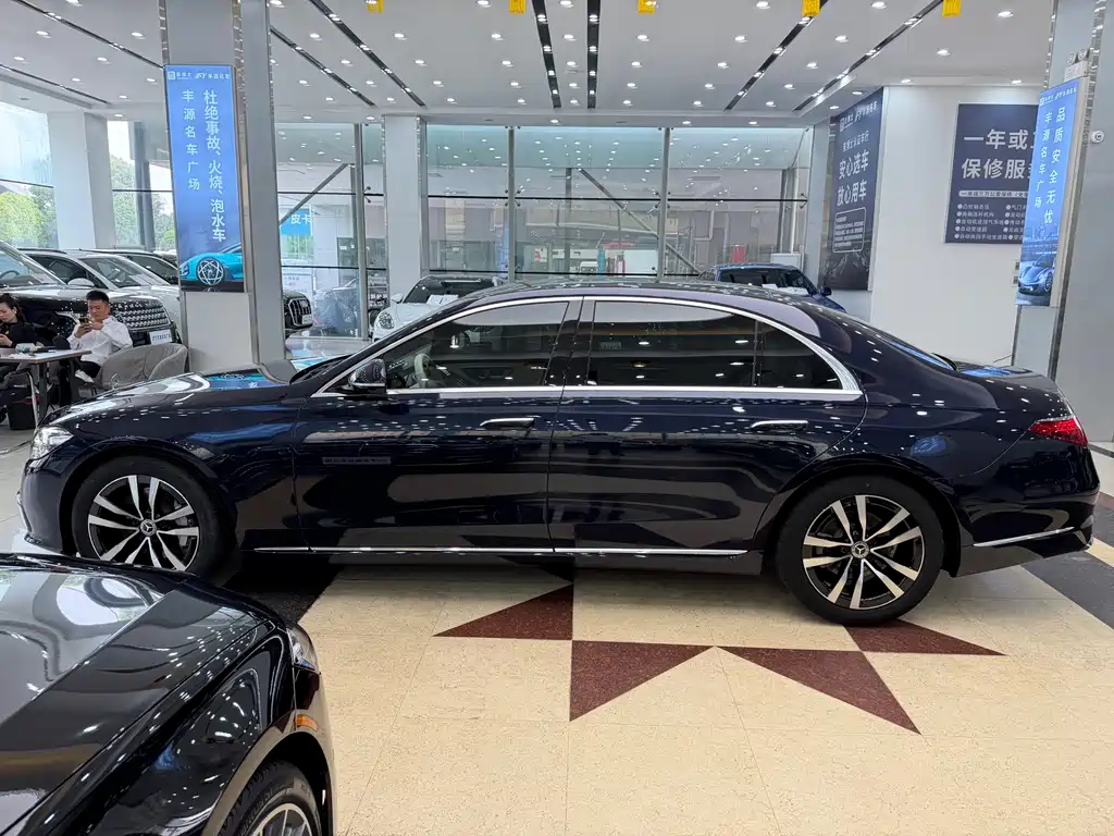 Mercedes-Benz S-Class 2023 — фото 26