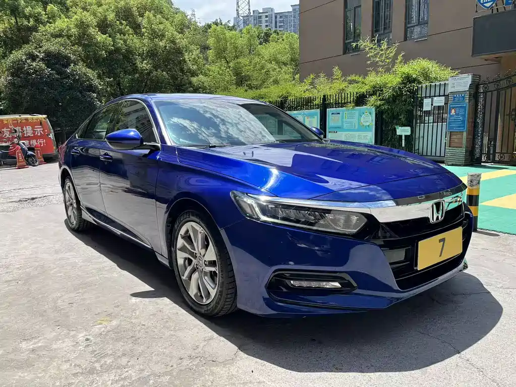 Honda Accord 2019 — фото 3