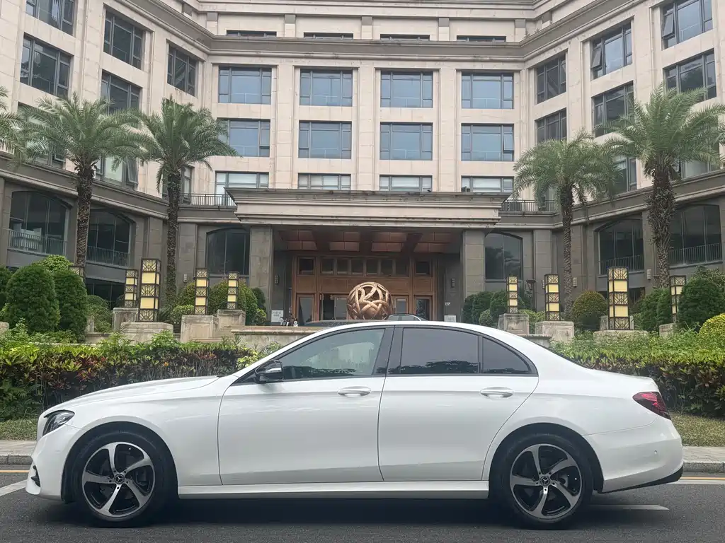 Mercedes-Benz E-Class 2017 — фото 4