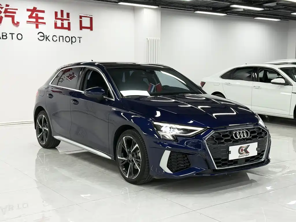 Audi A3 2023 — фото 3