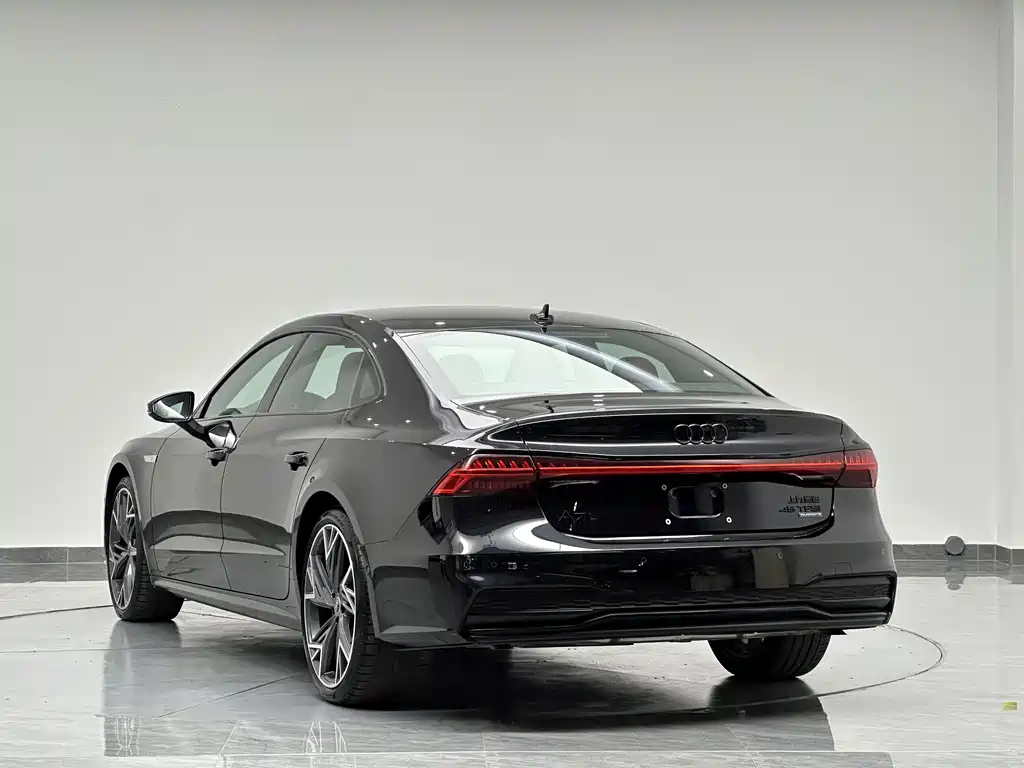 Audi A7L 2024