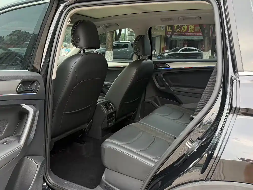 Volkswagen Tiguan L 2021