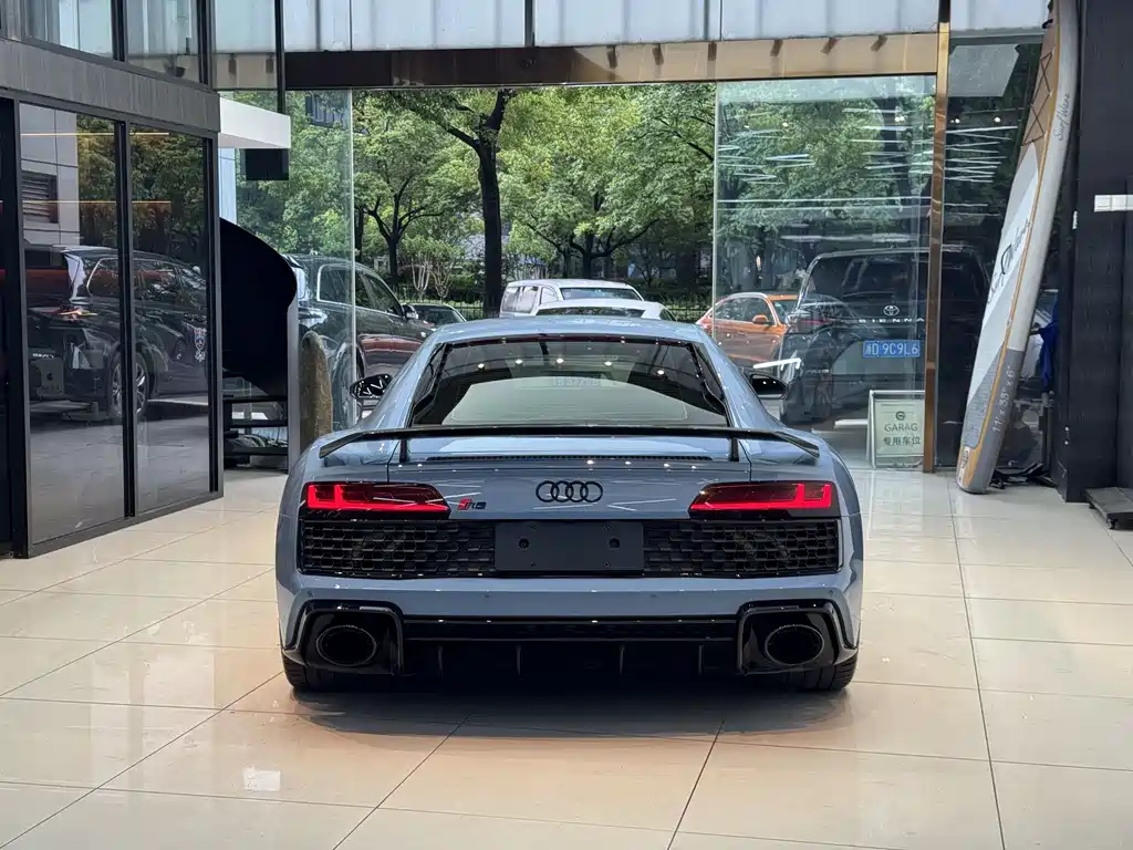 Audi R8 2023