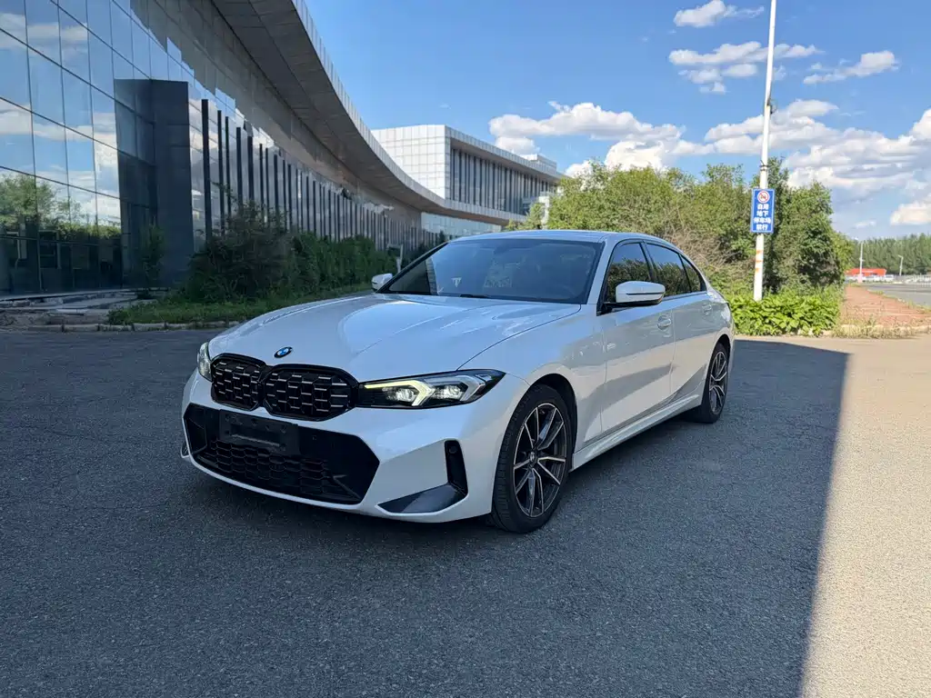 BMW 3 Series 2023