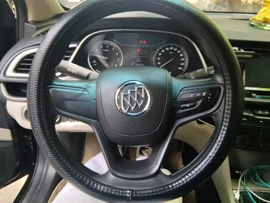 Buick Excelle 2016 — фото 15