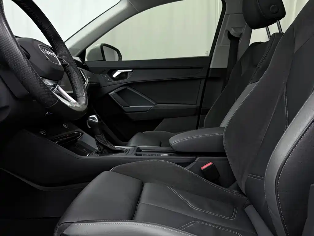 Audi Q3 Sportback 2022 — фото 11