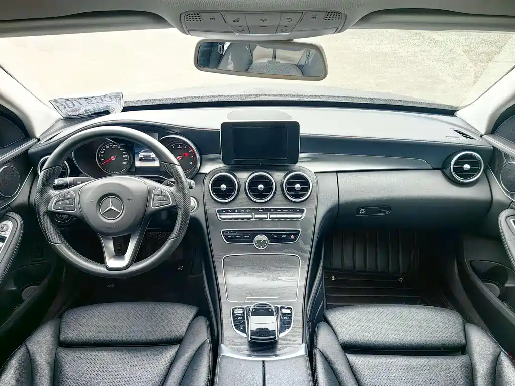Mercedes-Benz C-Class 2017 — фото 9