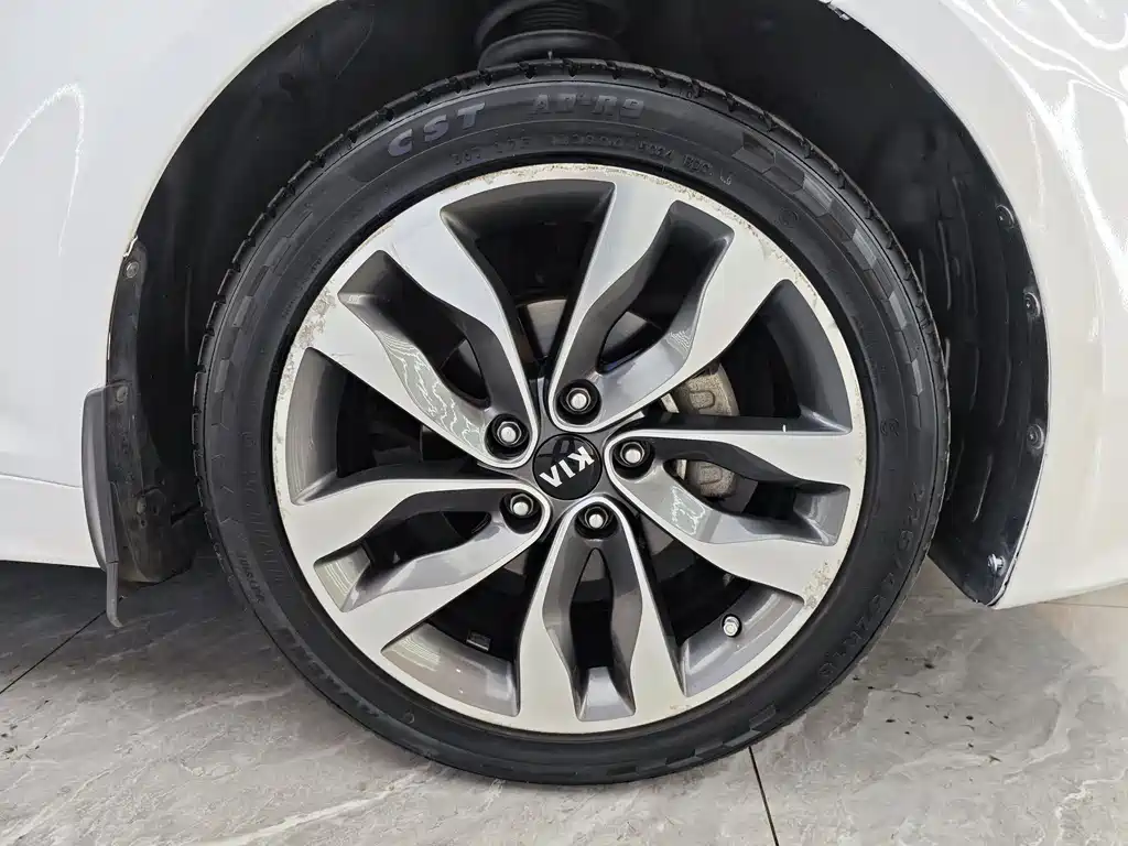 Kia K5 2015 — фото 15