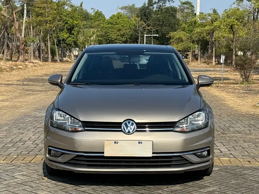 Volkswagen Golf 2018 — фото 2