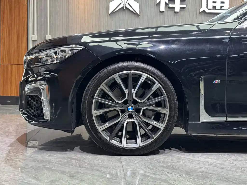 BMW 7 Series 2021 — фото 14