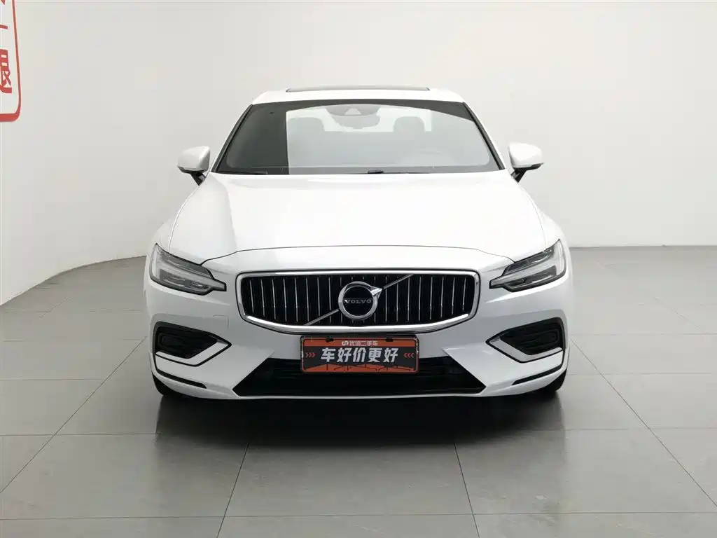 Volvo S60 2020 — фото 3