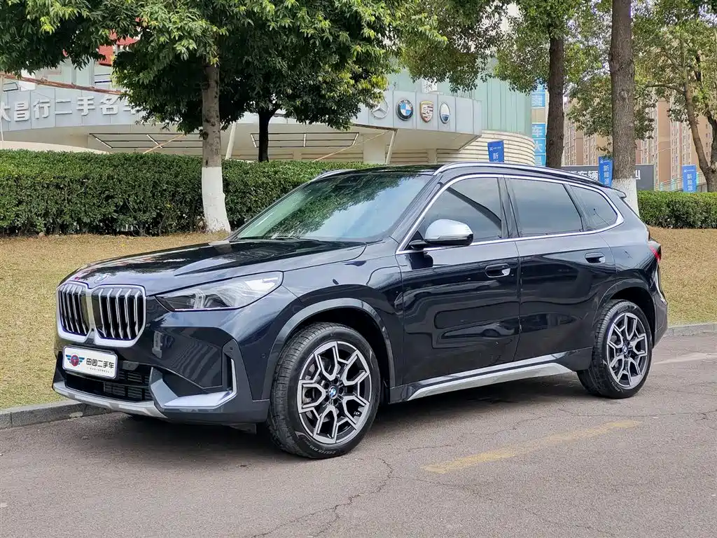 BMW X1 2024 — фото 1