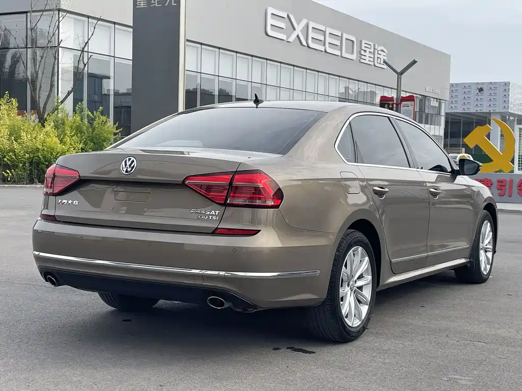 Volkswagen Passat 2018 — фото 7