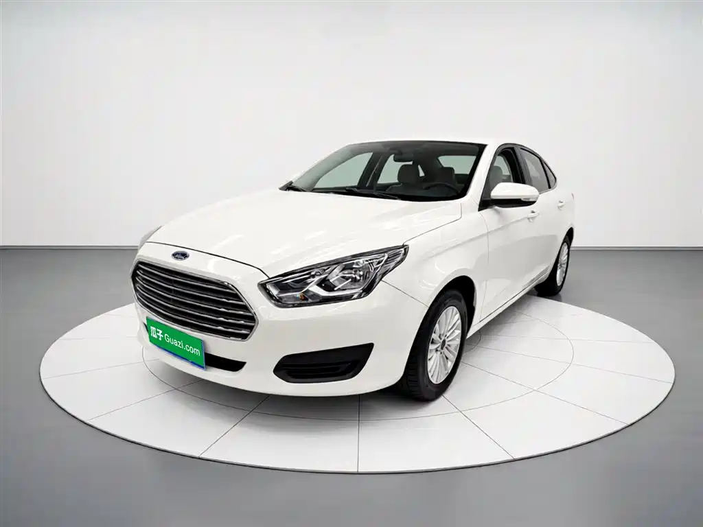 Ford Escort 2018 — фото 1