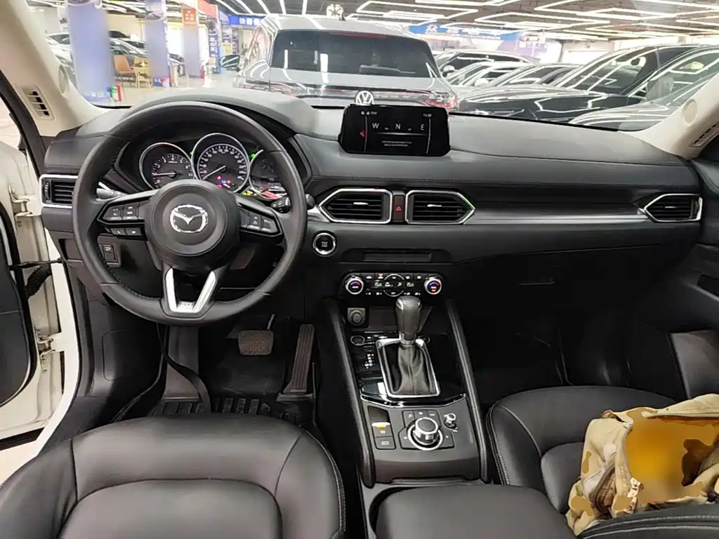 Mazda CX-5 2018 — фото 10