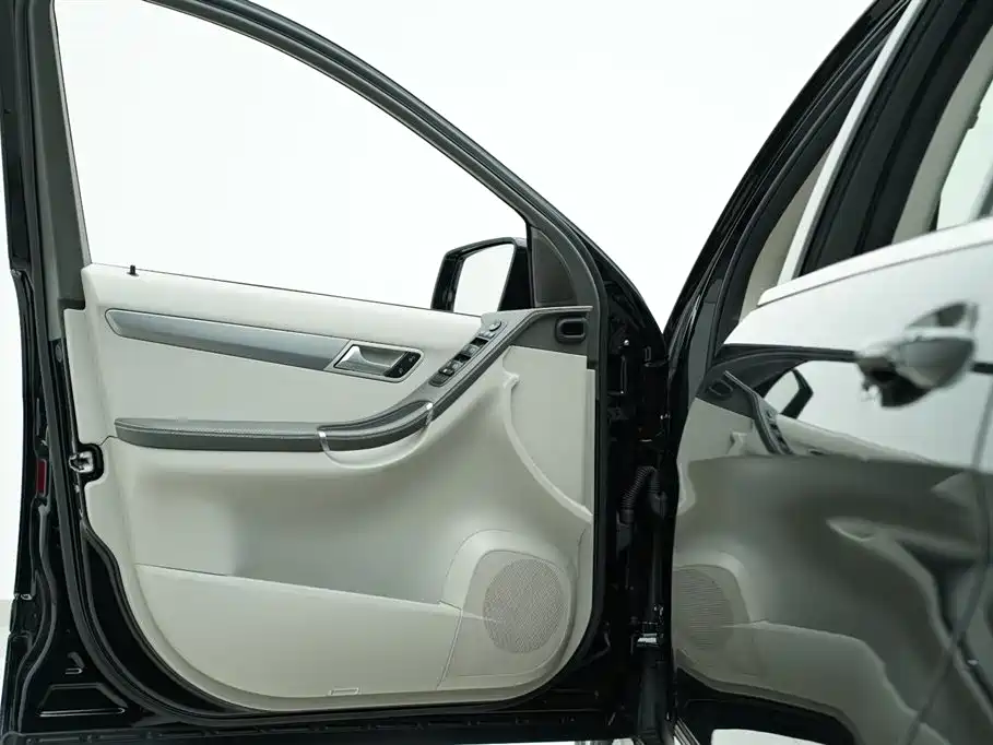 Mercedes-Benz R-Class 2015 — фото 13