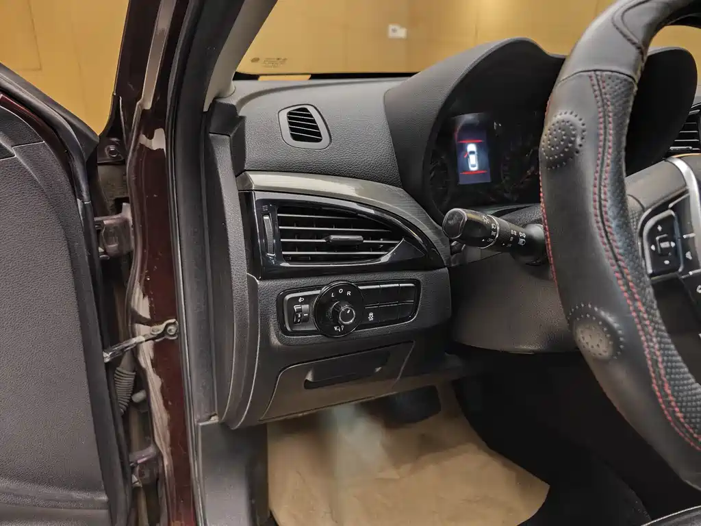 GAC Motor Trumpchi GA6 2017 — фото 11