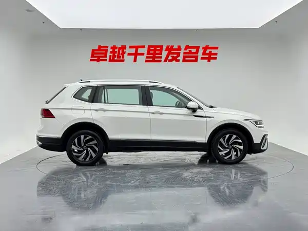 Volkswagen Tiguan L 2021